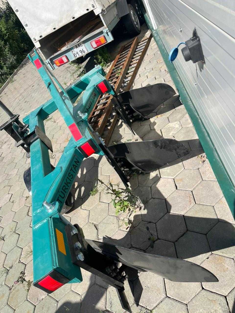Плуг навесной 3 и 5 корпусные ПЛН 3-35 и ПЛ-5-175 новые мощные