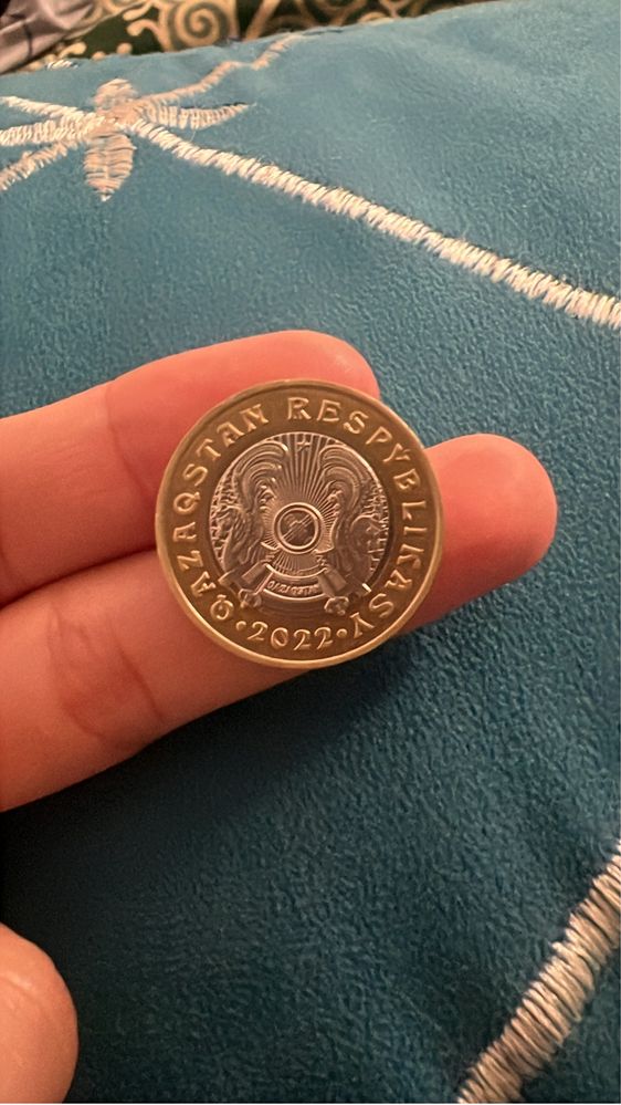 Новая монета 100 теңге “Сақтар стилі”
