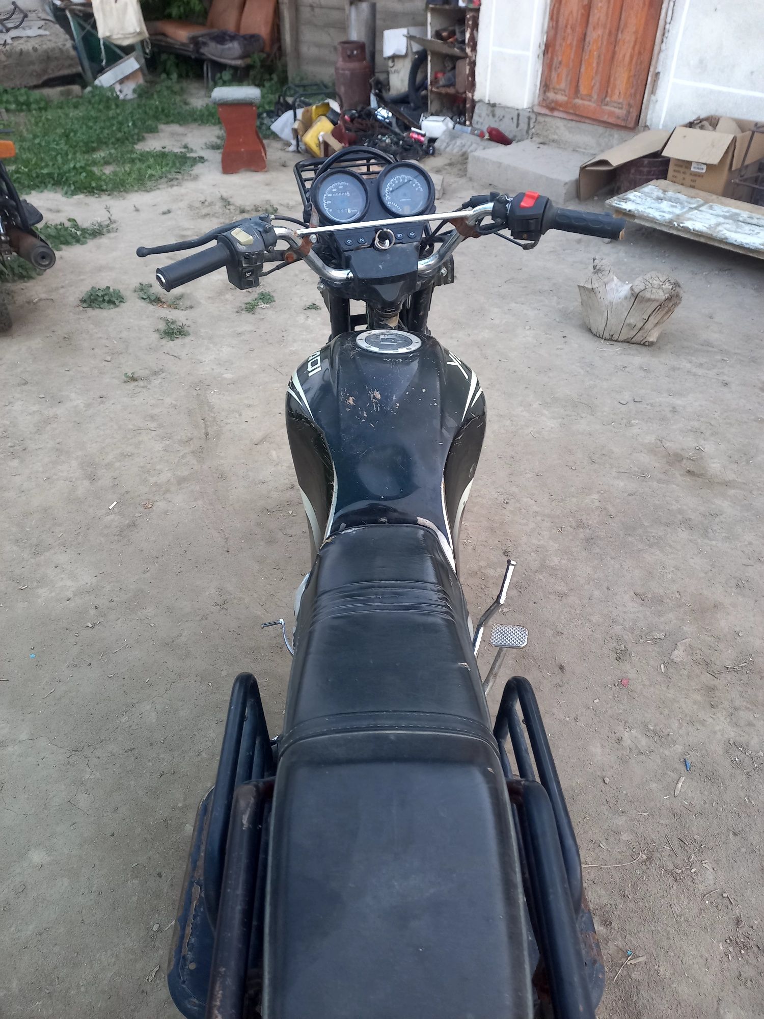 Мотоцикл 200 куб