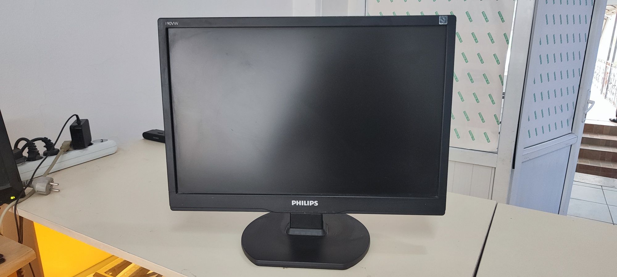 Монитор philips kaspi red рассрочка