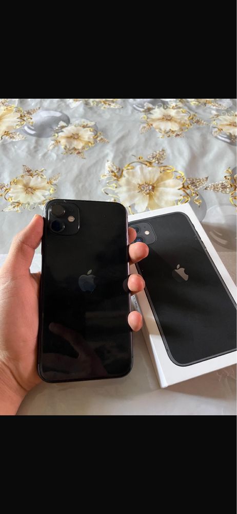 iPhone 11 black 128 ГБ