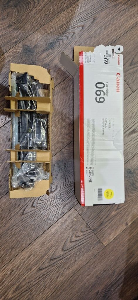 картриджы canon 069 .Картридж.Продажа только при личной встрече.