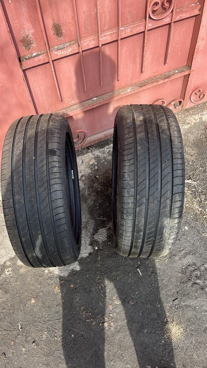 Продам летние шины MICHELIN e.Primacy 225/45 R17 94 W без шипов