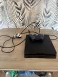 Ps4 игровая консоль