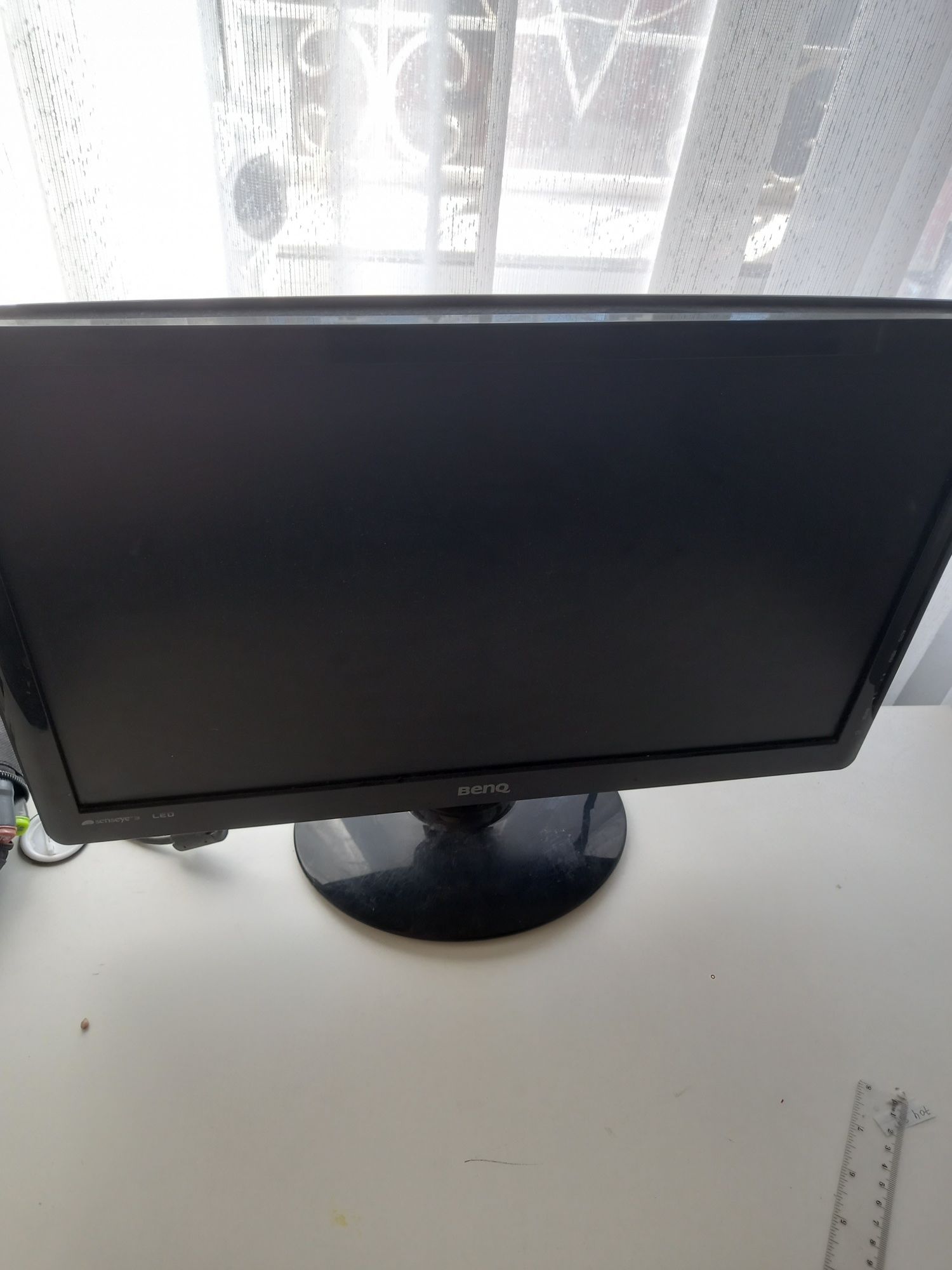 монитор Benq gl2030