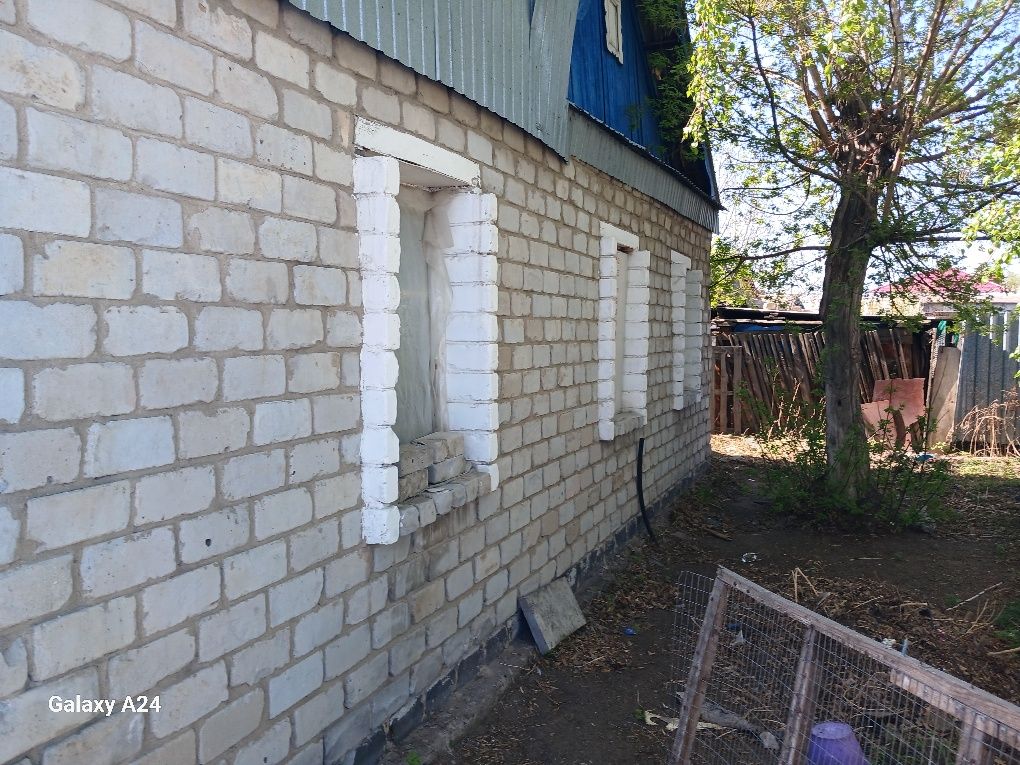 Продам дом, 55кв 6,5 соток, 2 комнаты, печное отопление, есть сарай