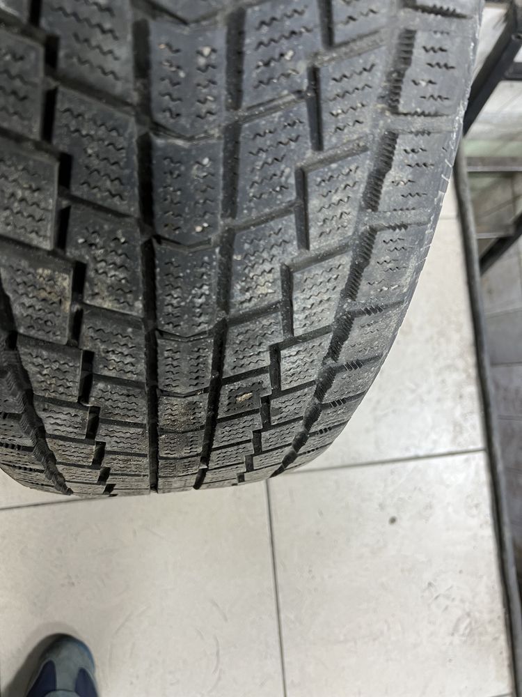 235/55/19 hankook