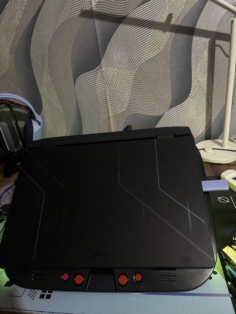 Acer Nitro 512 gb 2023г 3060 mobile ryzen 7 6800h