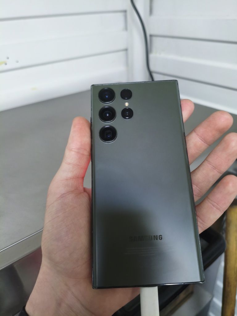 S23 ultra 12/256