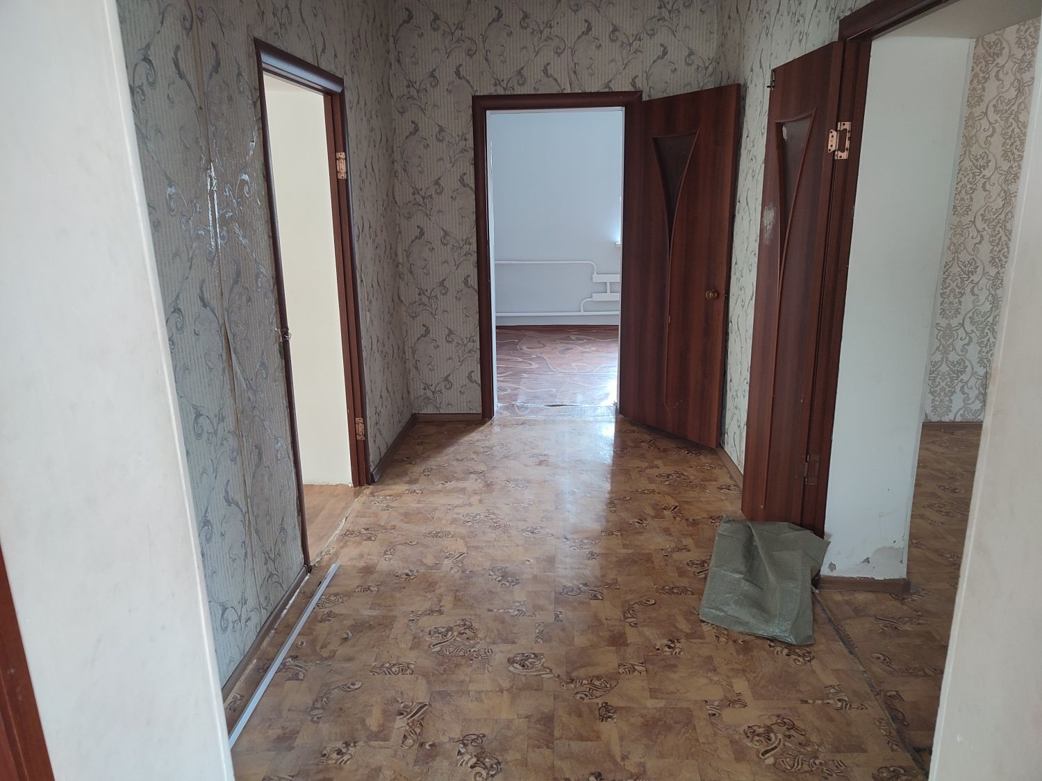 Сдам дом в аренду возле 20 школы, Тайвань.
