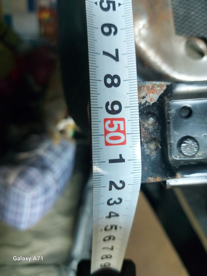 Продам сиденья от митсубиси