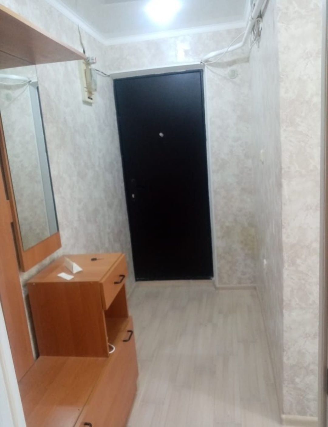 Сдаётся 1ком квартира на 1этаже, в 5этажном доме, Напротив рынка Кокте