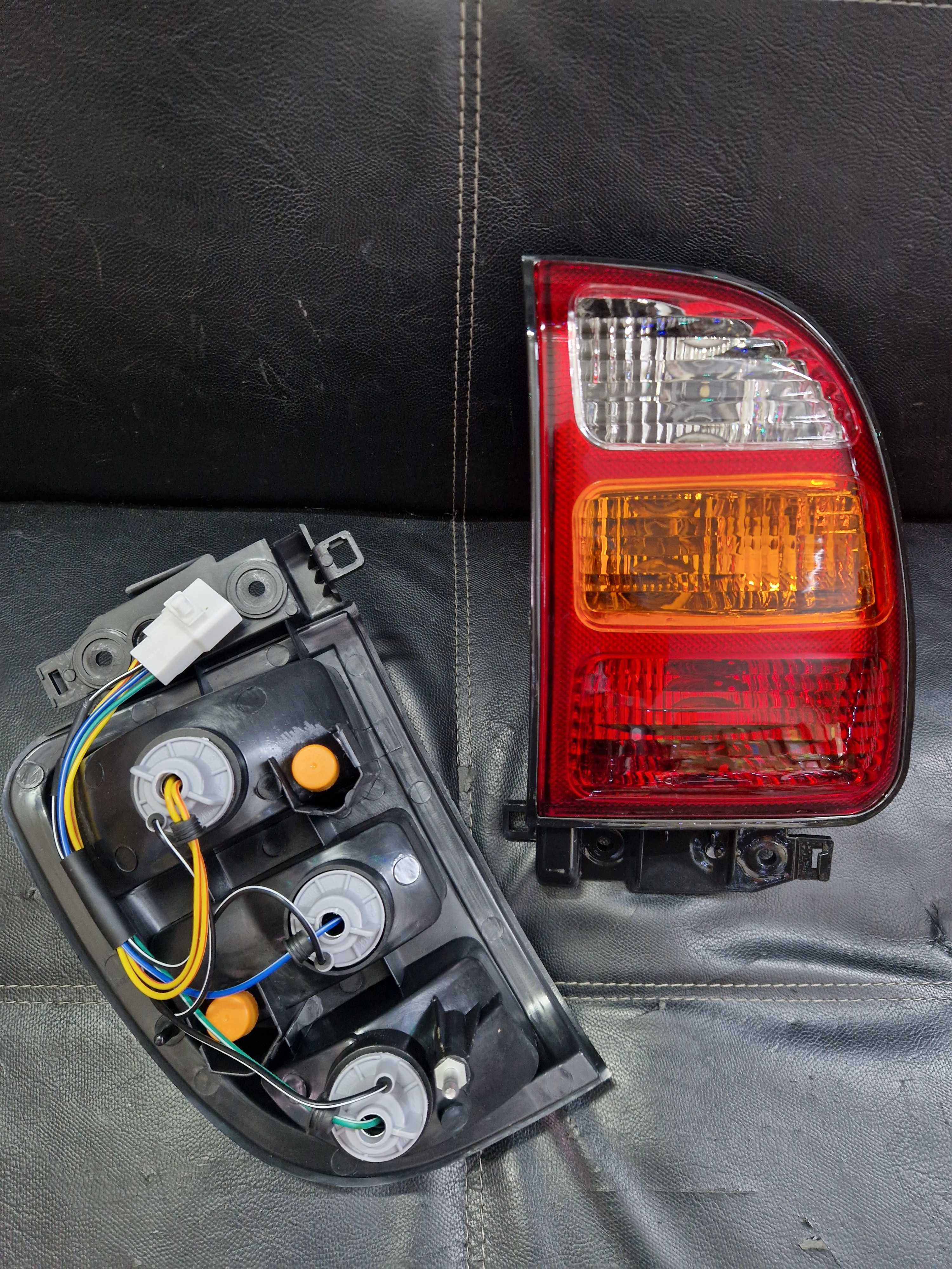 Новый Фонарь задний Toyota RAV4 (XA10) 97-00