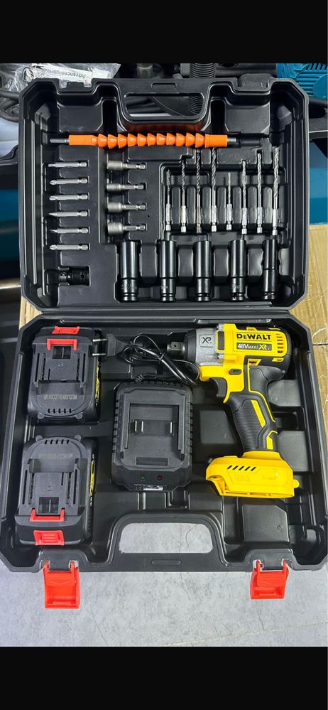 Акция!!!Аккамуляторный гайковерт Makita Dewalt