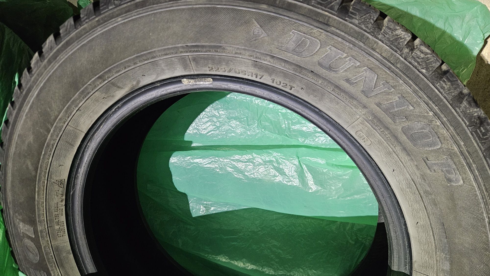 Dunlop 225/65/17 шипованная