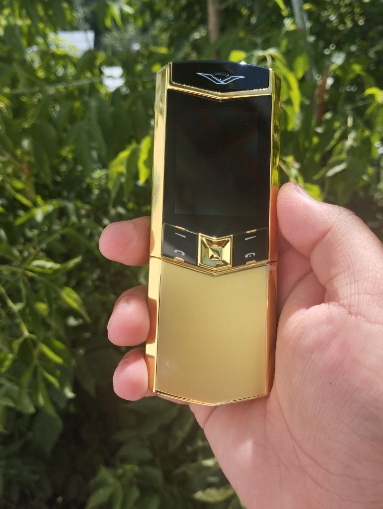 Vertu signature S модели