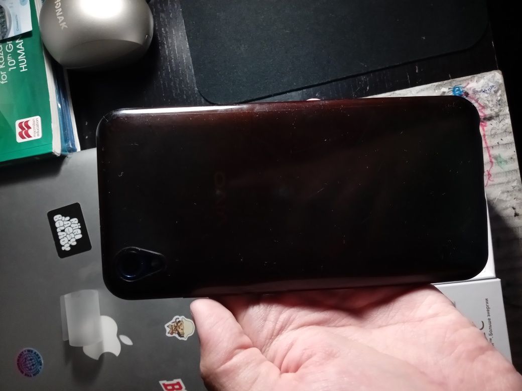Продам телефон VIVO Y91C 32 гигабайта