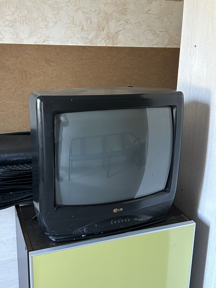 Продам телевизор Sony и LG