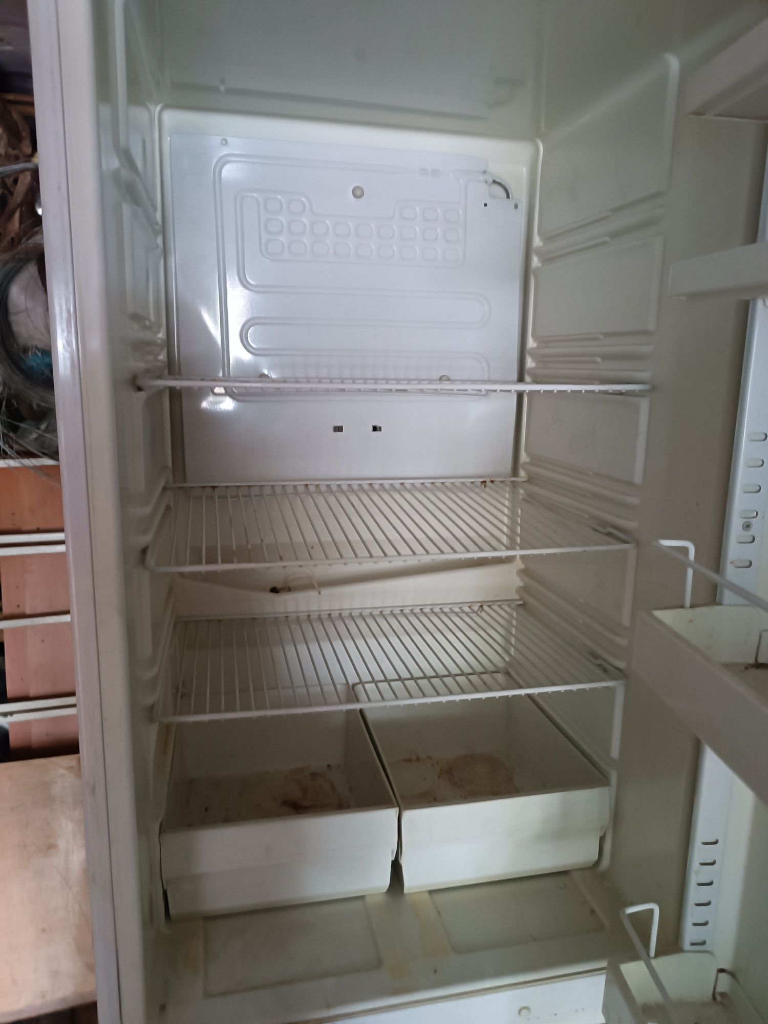 Продам холодильник морозильник