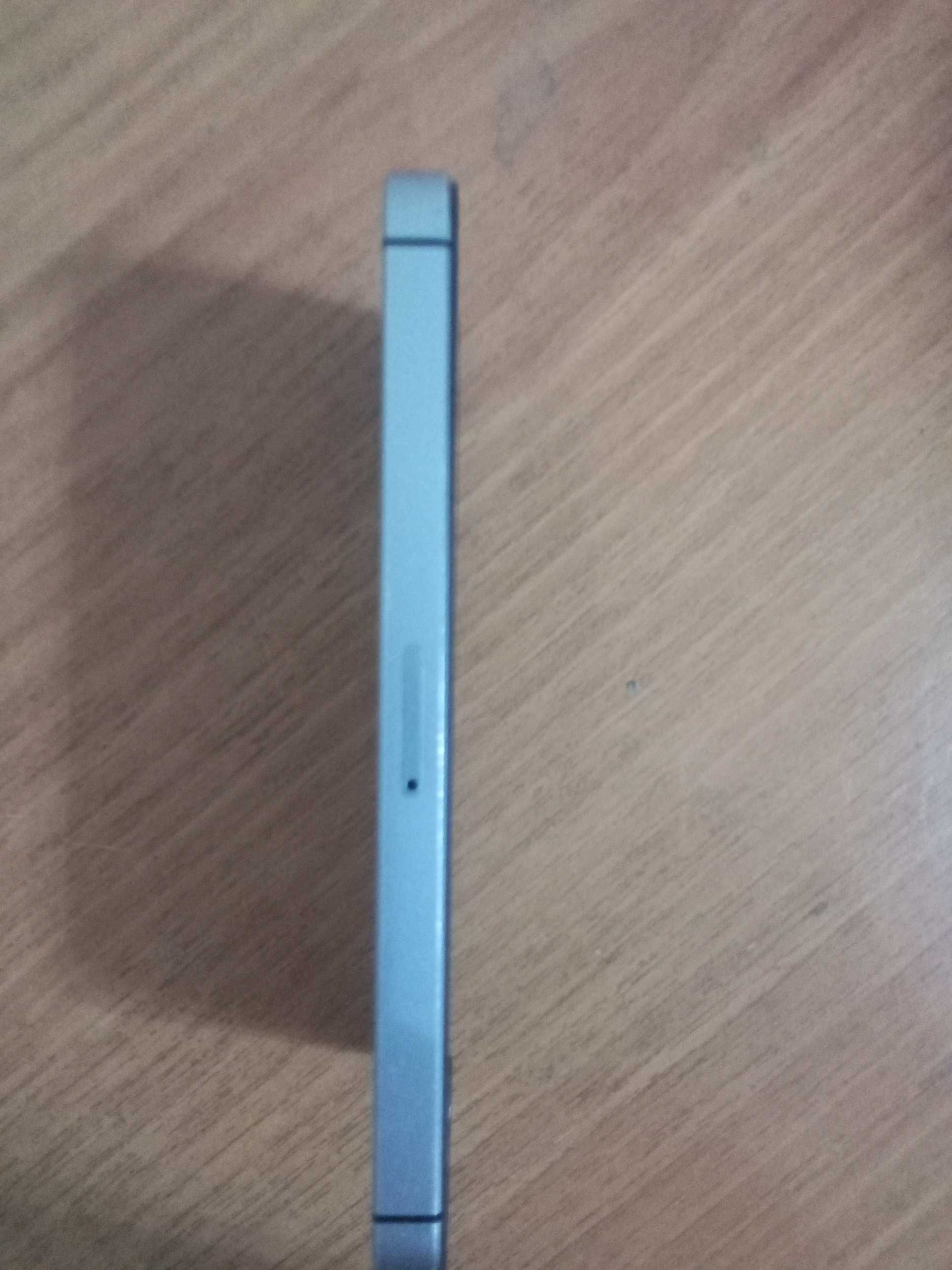 IPHones 5SE продам