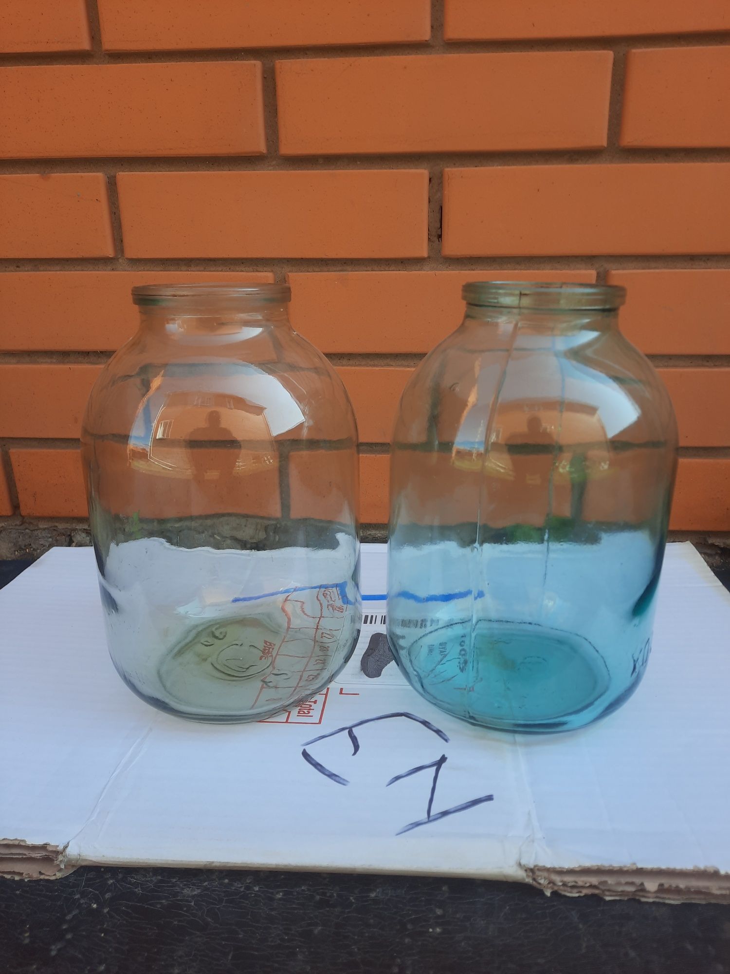 Продам 3-х литровые банки