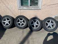 Срочно продам шины  passat b4