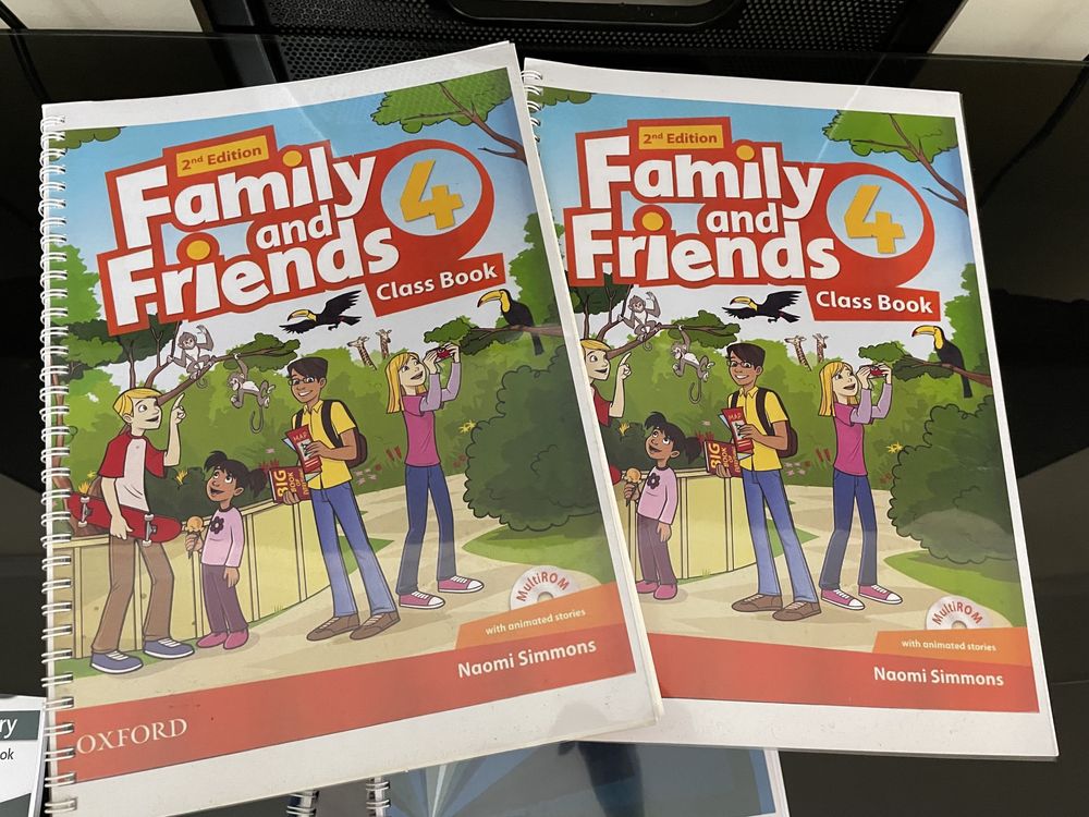 English file Solutions Family and friends Headway все уровни учебников