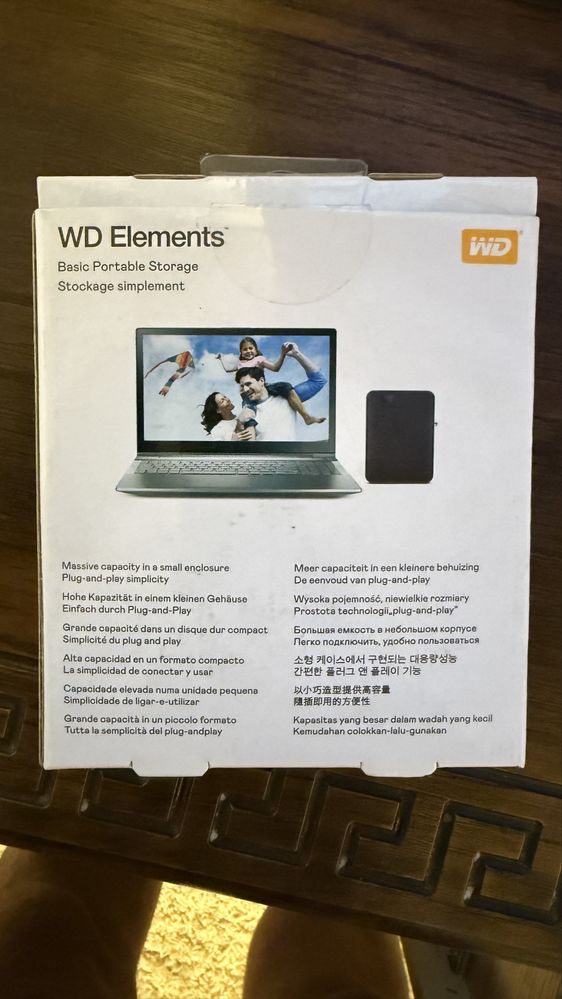 Жесткий диск Western Digital Elements Portable