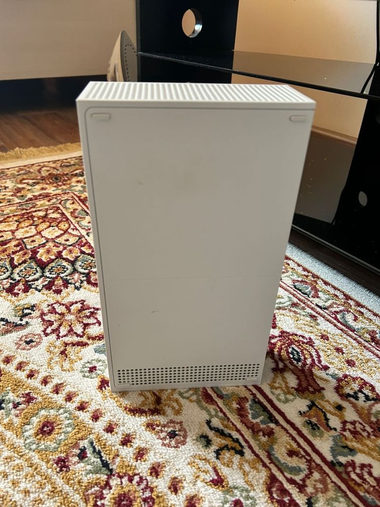 Продам Xbox Series S