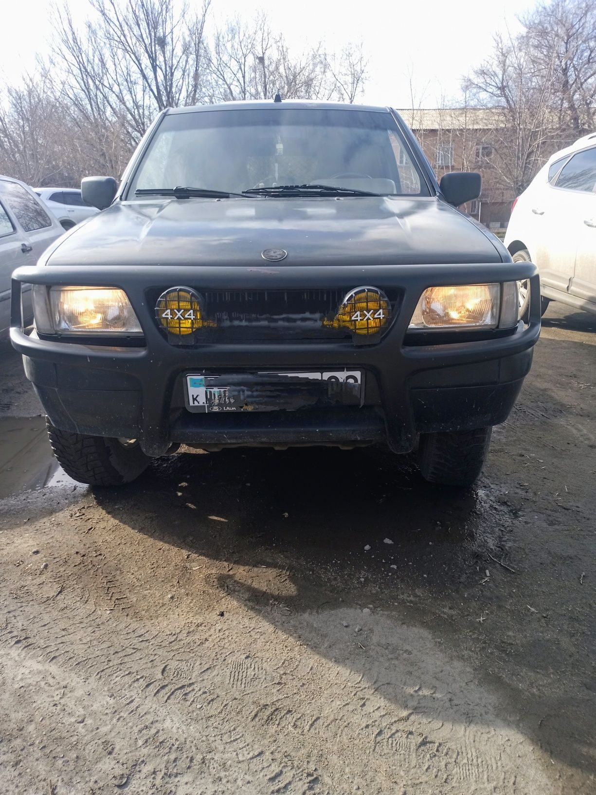 Опель фронтера а 2*4