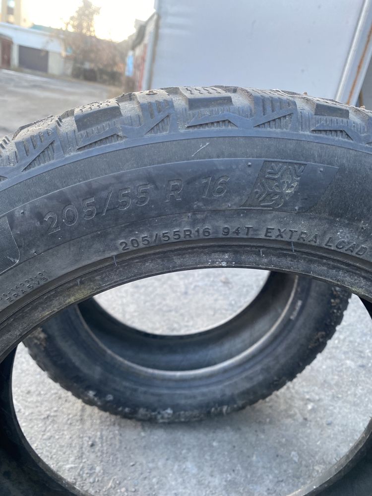 Продам шины зимние