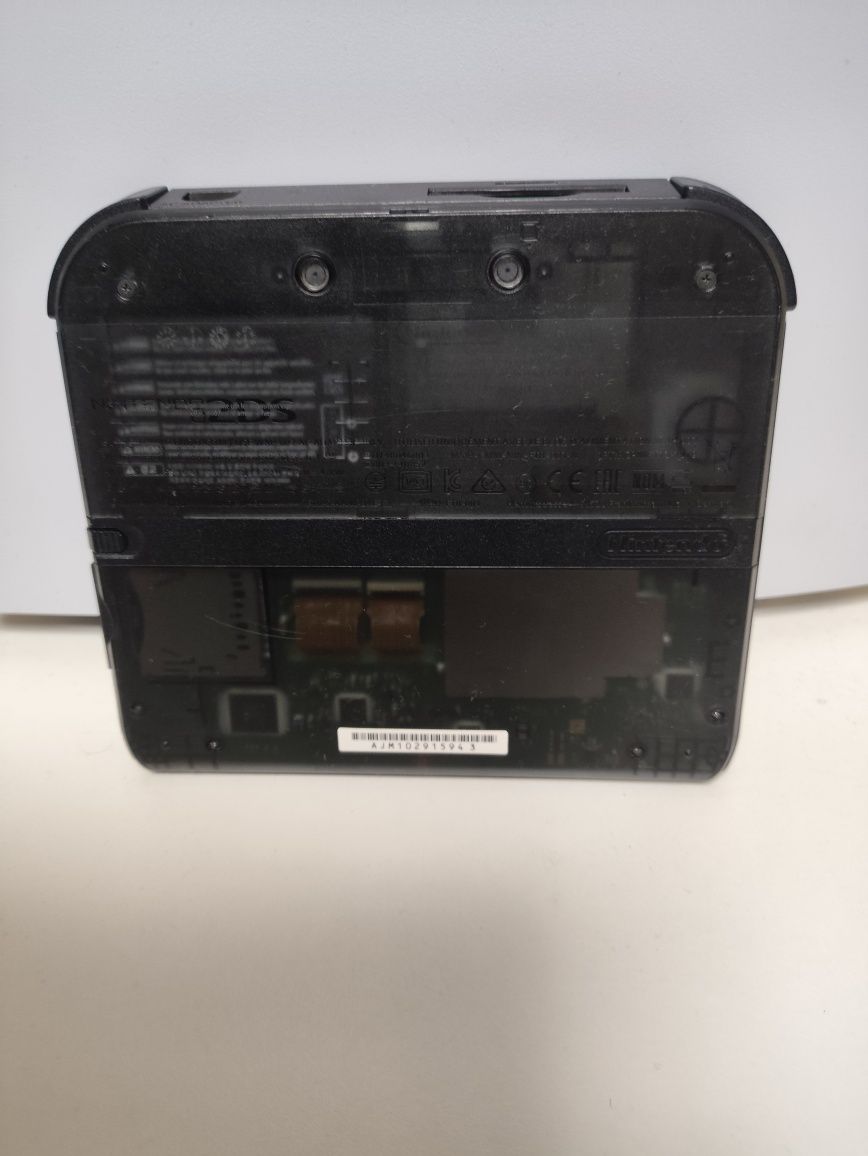 Продам Nintendo 2ds