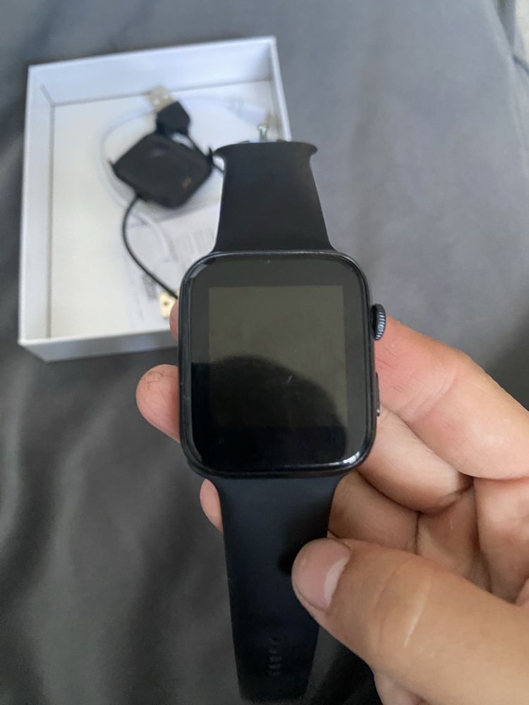 Срочно! Продам набор wath T55 PRO MAX ( смарт часы, эйрподс,ремешок)