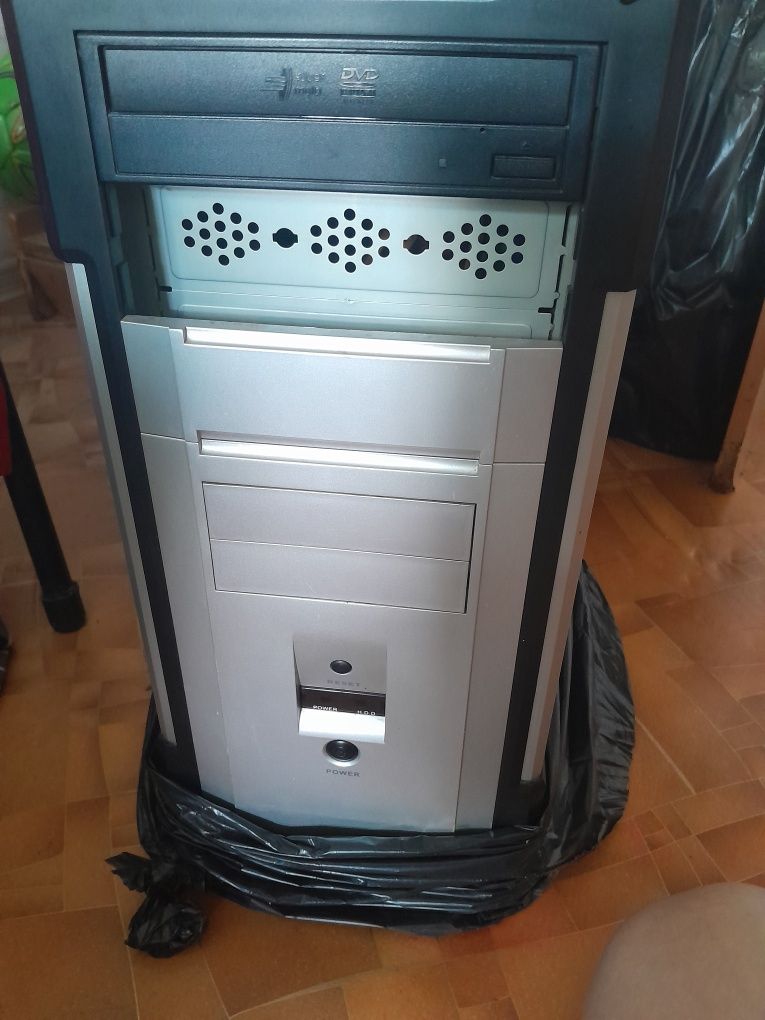Продам компьютер