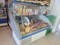 Продам витринный холодильник рабочий
