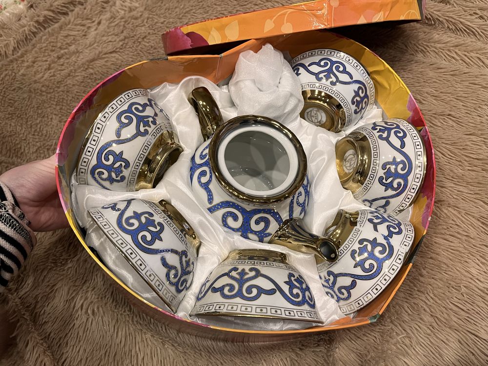 Продам чайный сервиз новый!