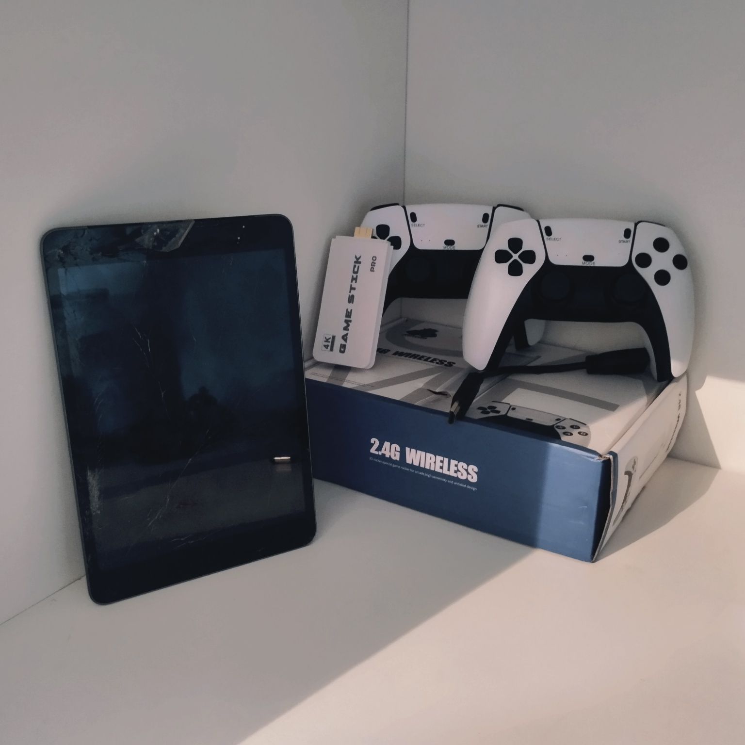 iPad mini 2 + 2.4g игровой контроллер