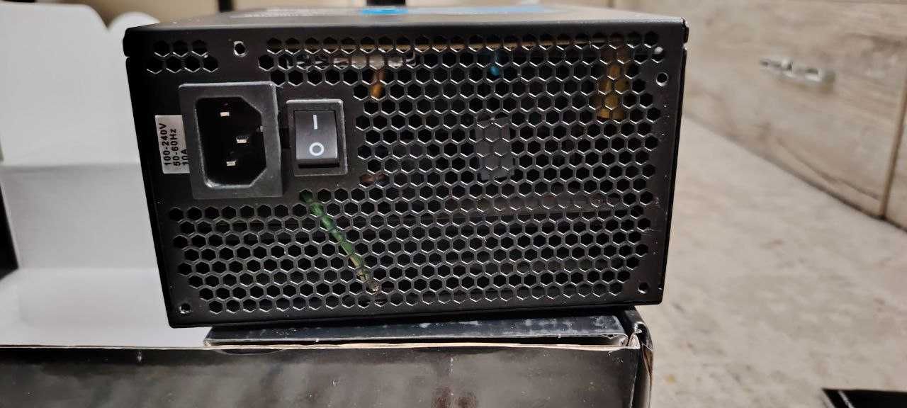 Блок питания для ПК Chieftec Proton BDF-650C