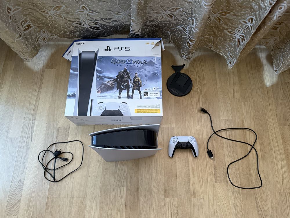 продам PlayStation 5