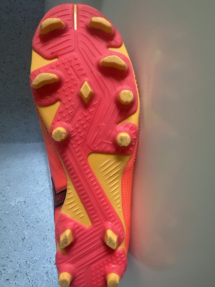 Продаю бутсы Puma Future оригинал