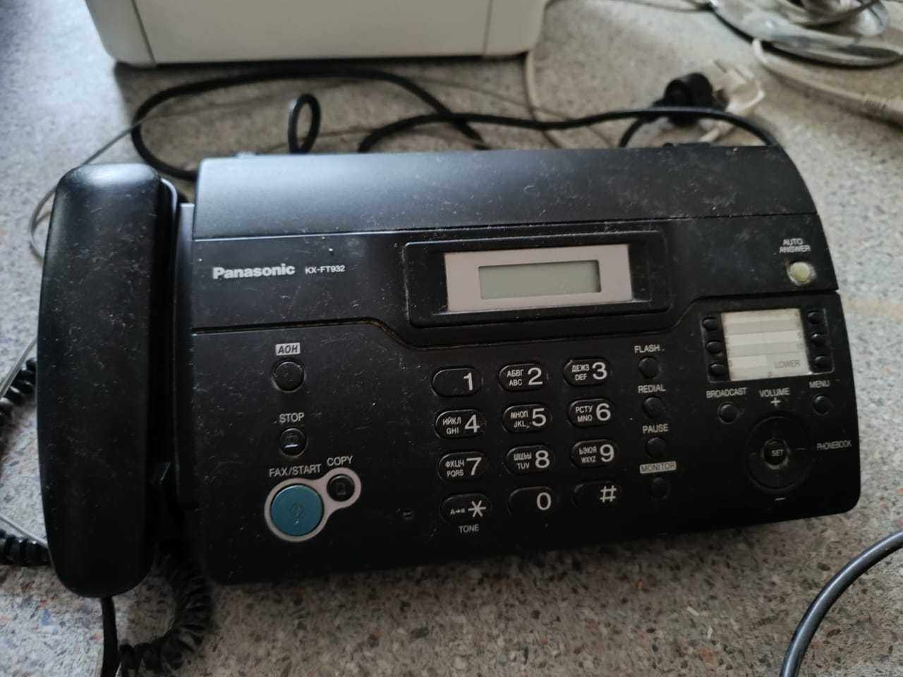 Факс Panasonic KX-FT932
