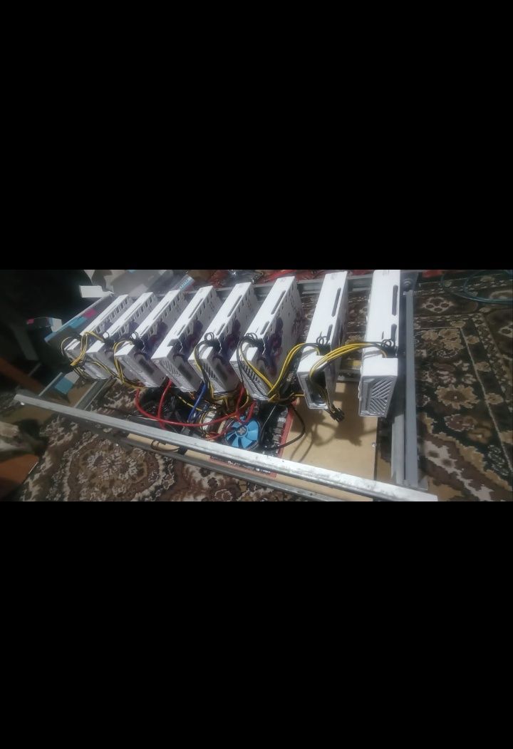 Майнинг риг на RX470 8gb.