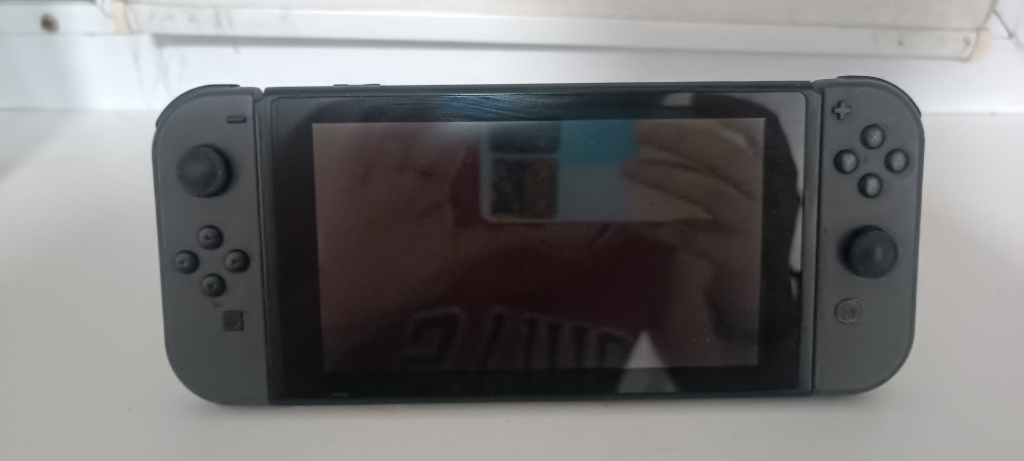 Продам нинтендо свич прошитый Nintendo switch