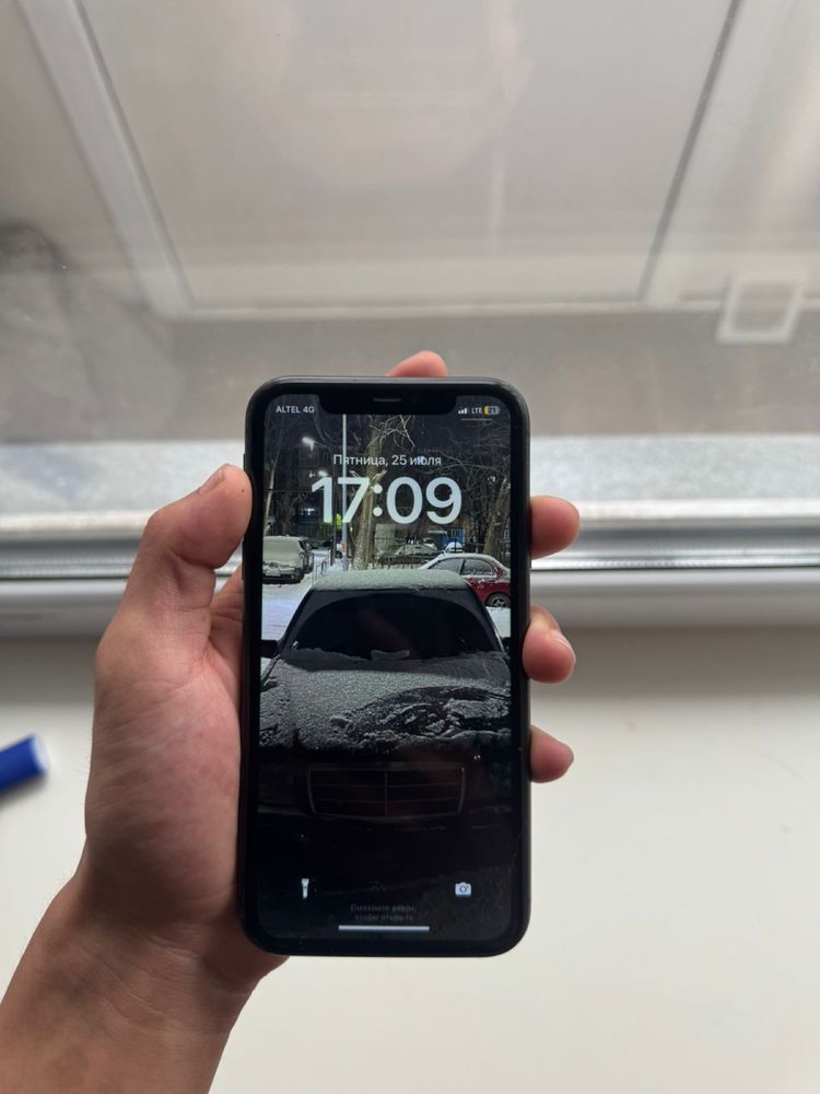 Iphone 11 black 64gb