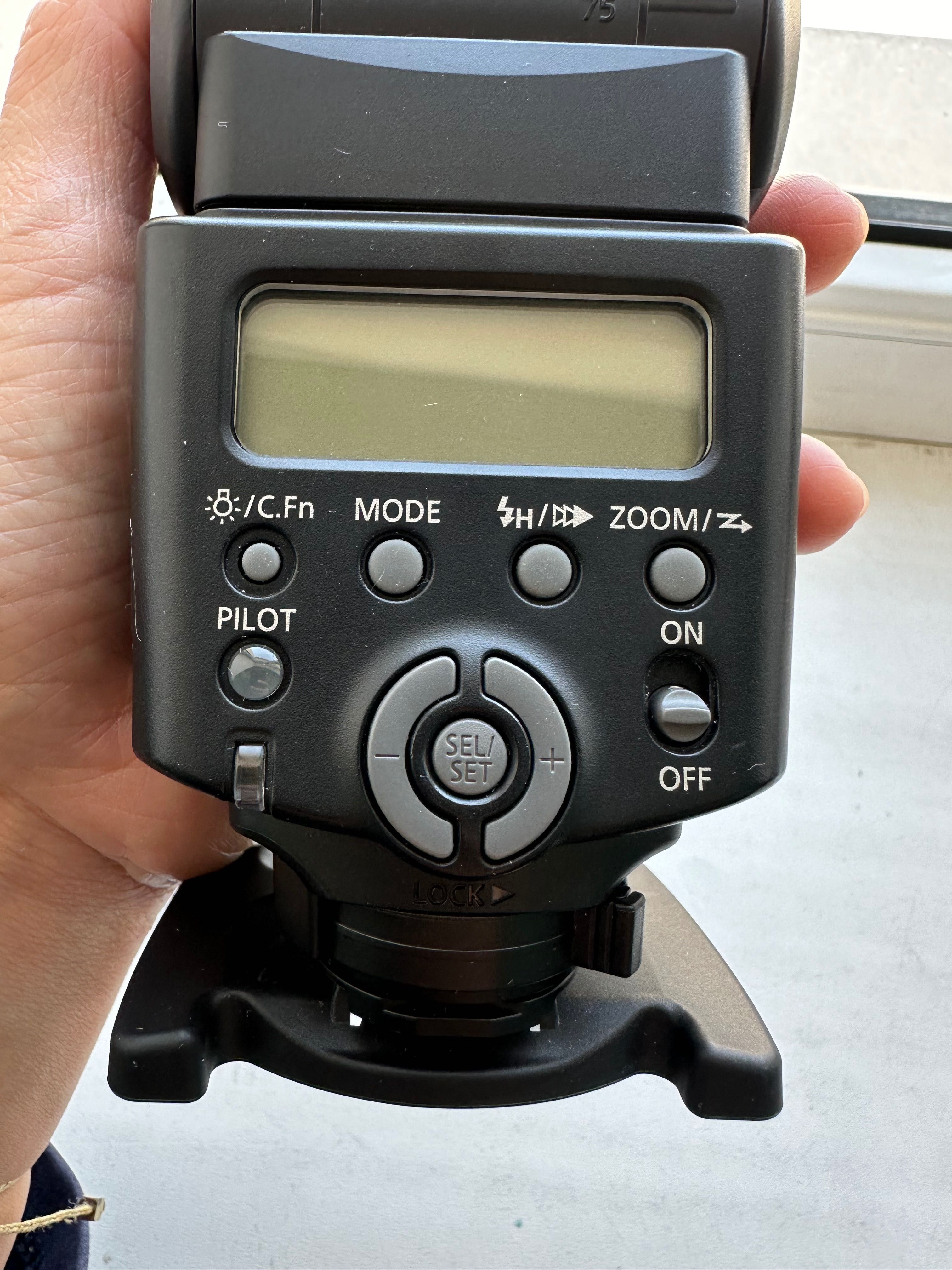 Продам вспышку Canon Speedlite 430EX II