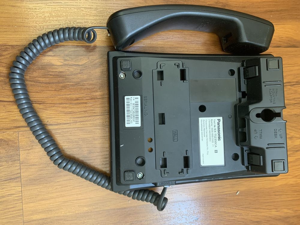 Проводной телефон Panasonic KX-TS2350CA в отличном состоянии