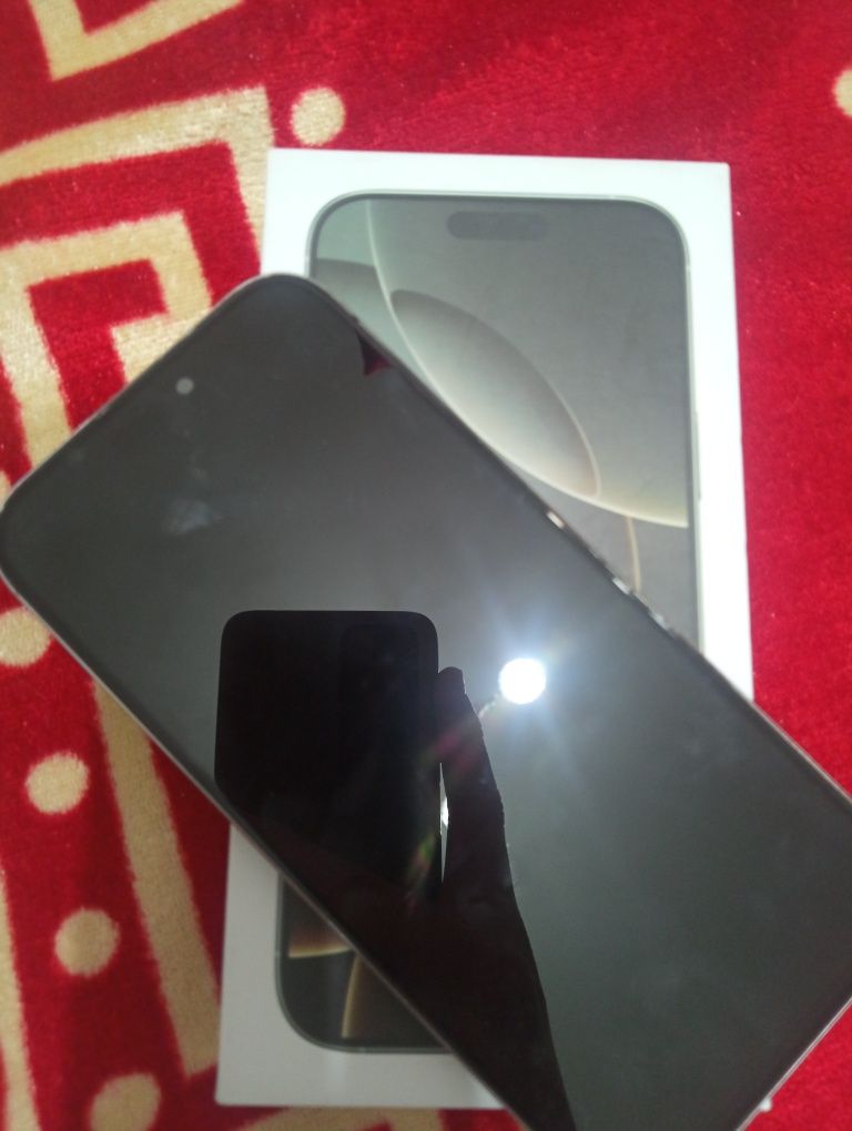 iPhone 16 pro maks