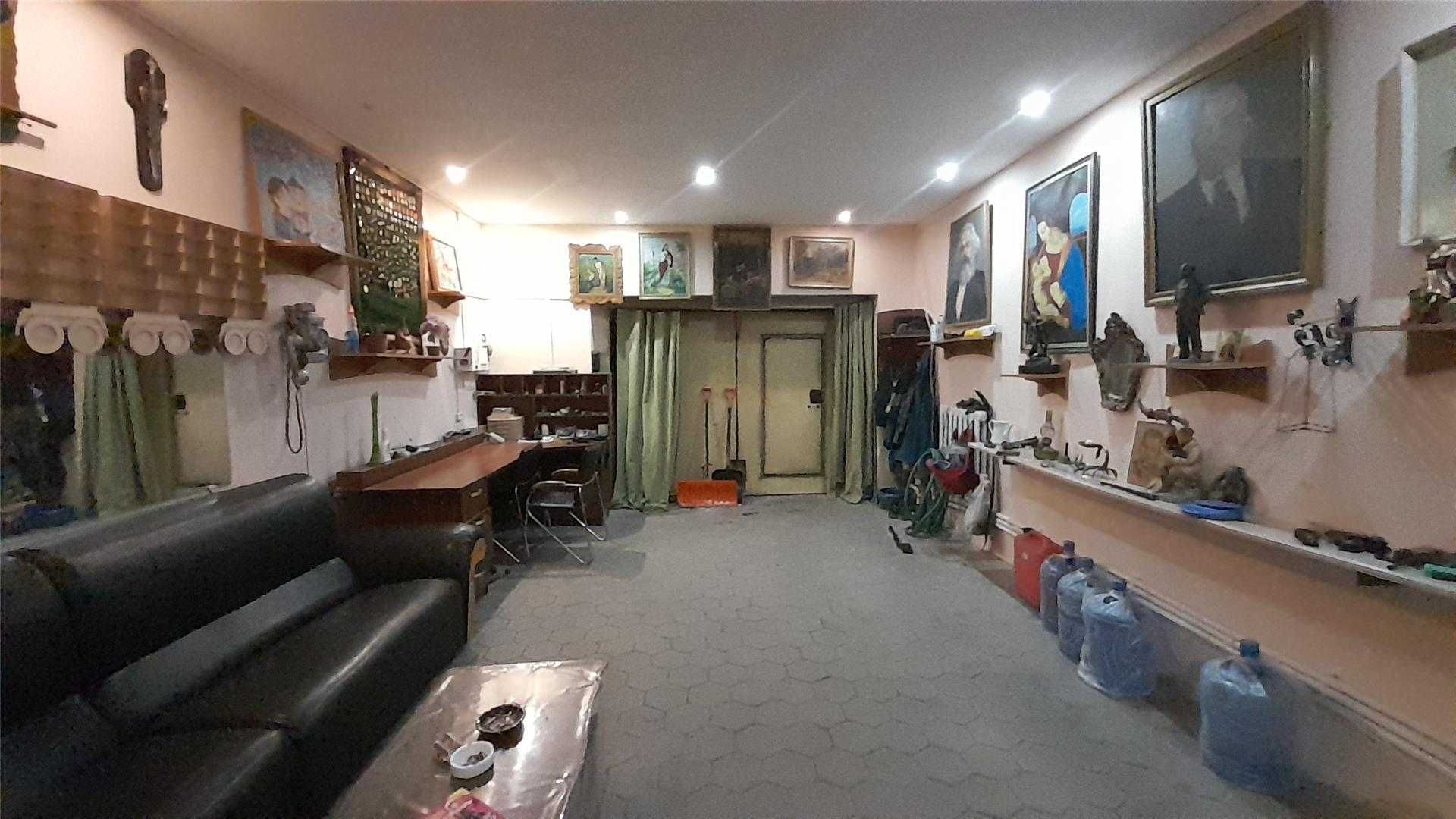 Продам  5-ти комн квартиру болгарского типа, блочный