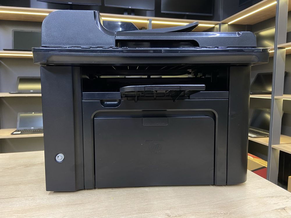 МФУ лазерное HP LaserJet 1536dnf MFP, черно-белый, А4