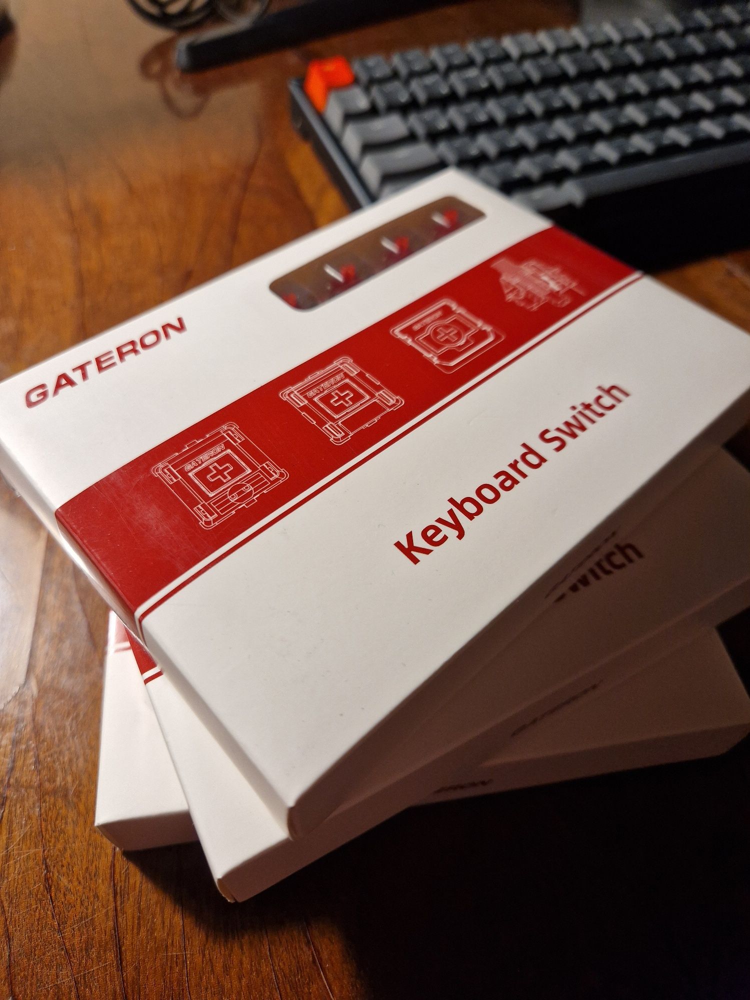 Продам Gateron red switch. Красные  переключатели  Гатерон.